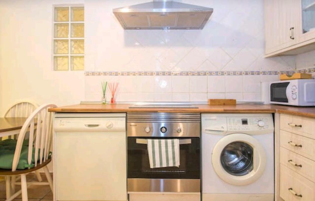 Apartamento Alfileritos XX Apartman Toledo Kültér fotó