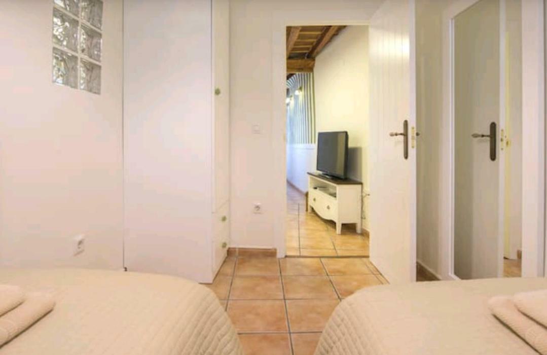 Apartamento Alfileritos XX Apartman Toledo Kültér fotó
